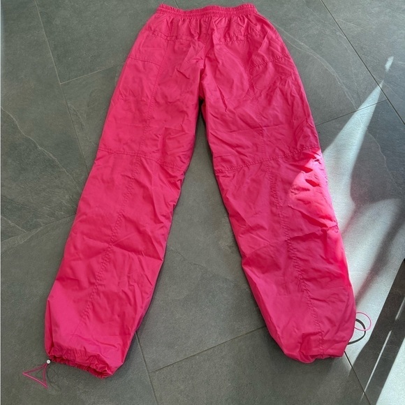 Retrofete Seroya NWT Adelina ruched parachute 90’s  Cargo Pants hot pink size XS - Picture 5 of 12